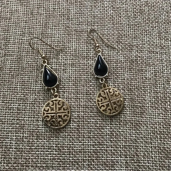 Women earrings - Picture 2 of 2